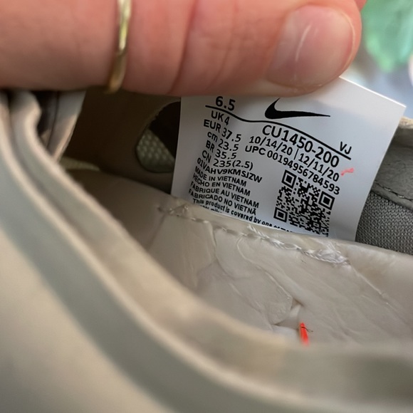 *SOLD* Nike Fontanka Edge Sneaker (Stone Khaki) - Picture 6 of 9